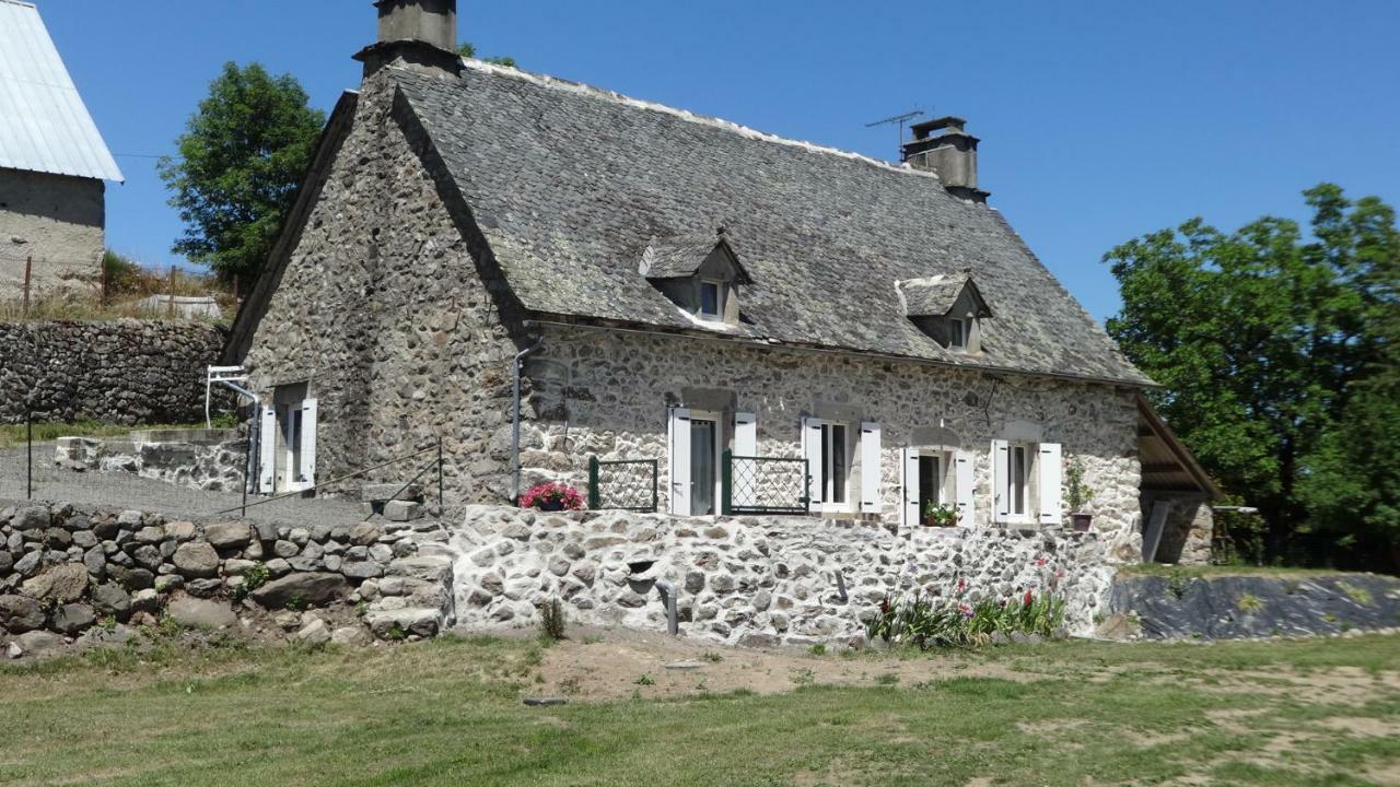 Gite Cantauvergne Vebret Buitenkant foto